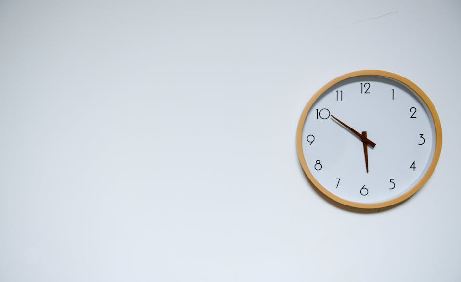 10 Lines on Importance of Time Management for Students in Hindi