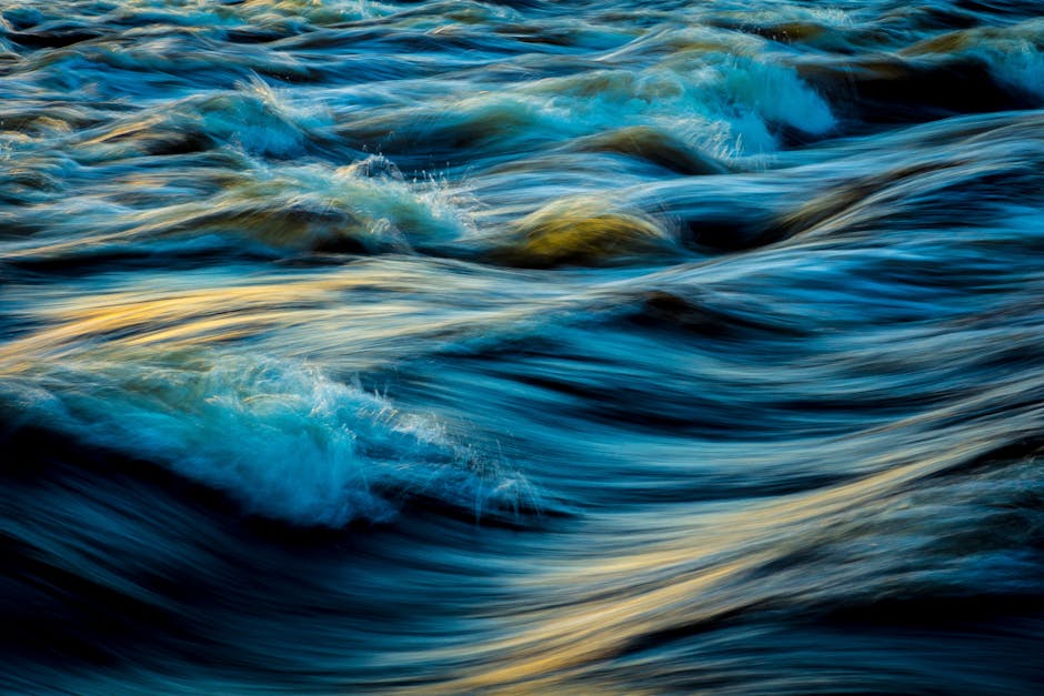 10 Lines on Rivers in Hindi