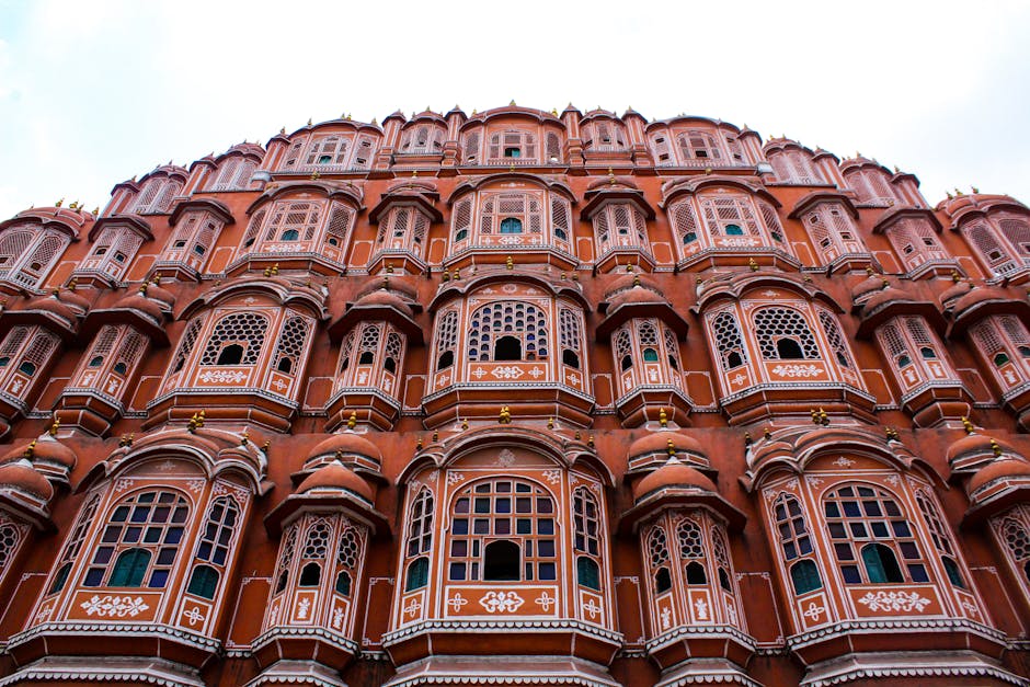 10 Lines on My Favourite Indian Monument (other than Taj Mahal) in Hindi