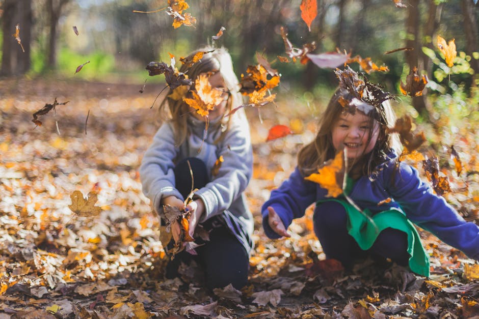 10 Lines on Benefits of Outdoor Play in Hindi